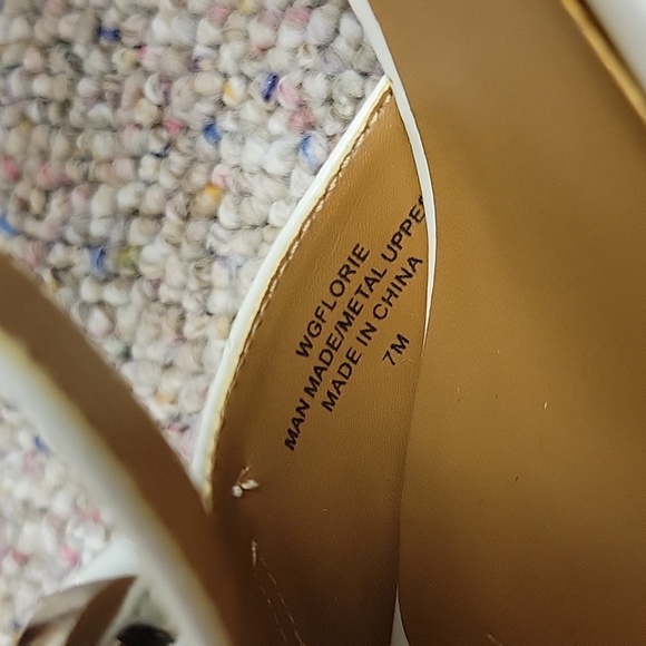 Guess Women's White Vegan Leather Platform Heel Sandals. Sz 7 Florie - Picture 8 of 9